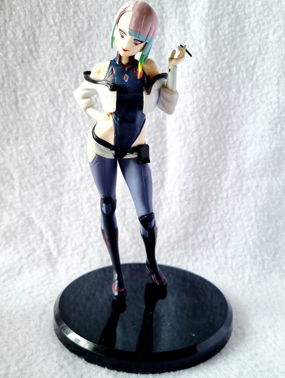 Cyberpunk:Edgerunners Lucy  Figure Car Study Desk Table Collectible Figural Toy